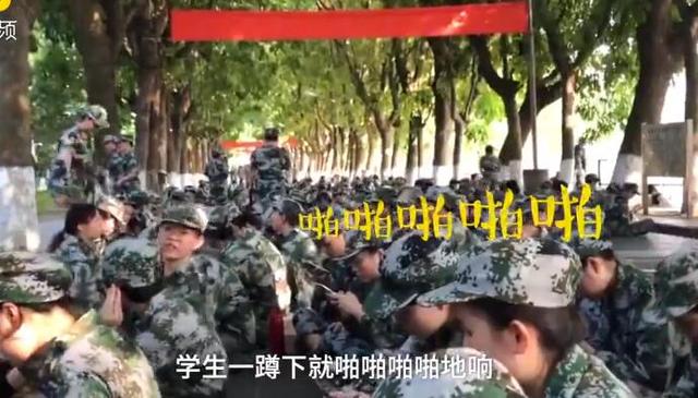 軍訓(xùn)服蹲下就崩線 給學(xué)生提供好一些材料的服裝有多難？